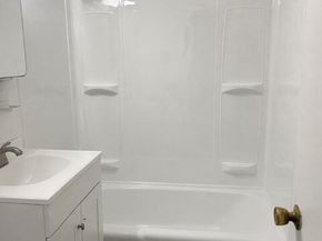 137 Winthrop St 12A, Framingham MA 01702