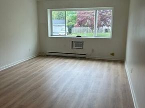 137 Winthrop St 12A, Framingham MA 01702