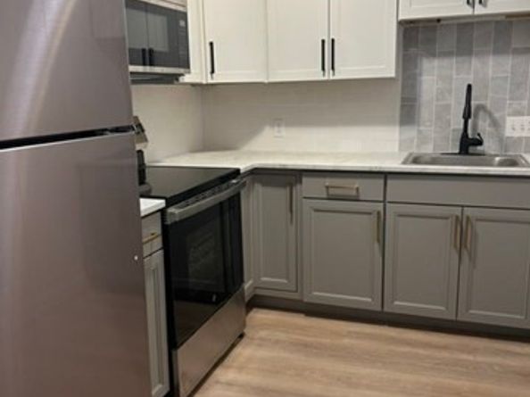 137 Winthrop St 12A, Framingham MA 01702