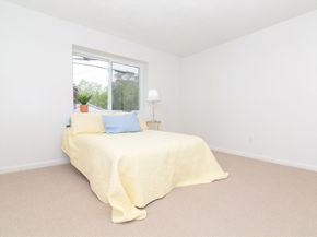 137 Winthrop St 12A, Framingham MA 01702