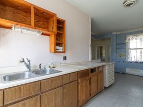 3 Main St, Brookfield MA 01506