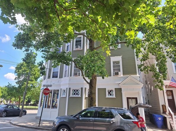 293 Cypress St, Brookline MA 02445