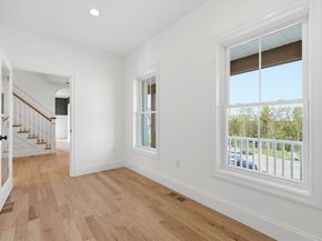 16 Couture Way, Middleton MA 01949