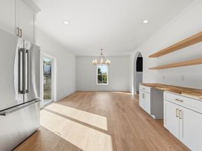16 Couture Way, Middleton MA 01949