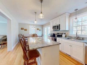 287 Wareham, Middleboro MA 02346