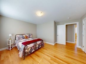 287 Wareham, Middleboro MA 02346