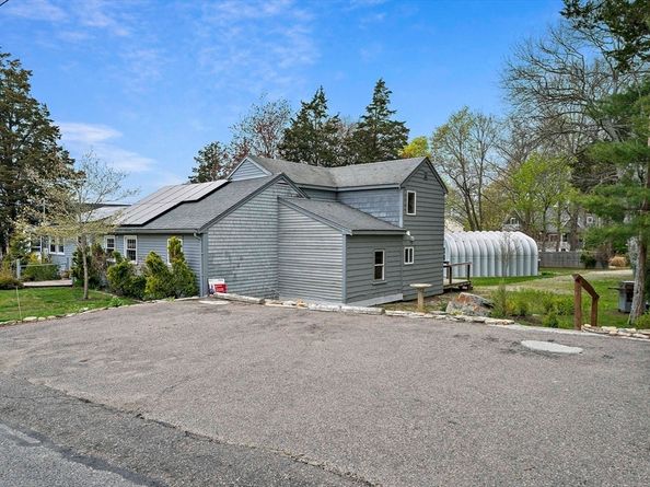 13 Atwood St, Kingston MA 02364