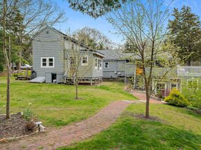 13 Atwood St, Kingston MA 02364