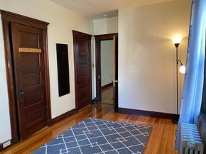 3985 Washington St, Boston MA 02131