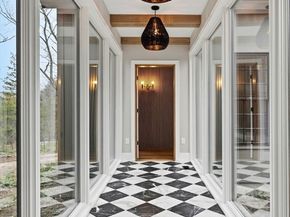 99 Sunset Rock Rd, Andover MA 01810