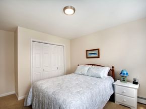 32 Commodore 32, Hull MA 02045
