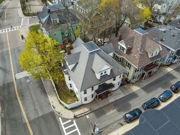 10 Royal St, Boston MA 02134