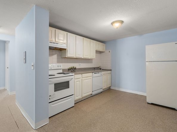 71 Oxford Ave A, Cambridge MA 02138
