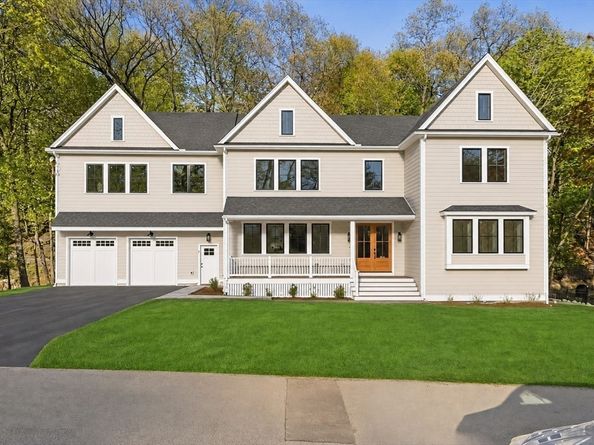 8 Priscilla Ln, Winchester MA 01890