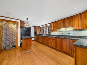 293 Florence Rd, Waltham MA 02453