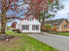 293 Florence Rd, Waltham MA 02453