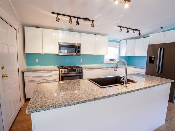 170 Champagne Road, Gardner MA 01440