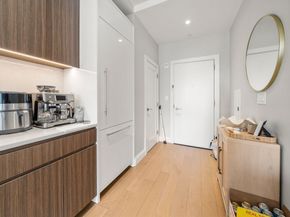100 Shawmut Ave 911, Boston MA 02118