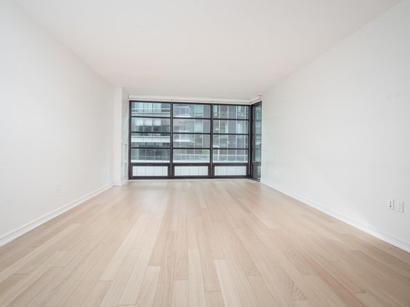 580 Washington 311, Boston MA 02111