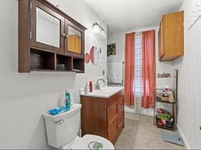 15 Russell St, Worcester MA 01609