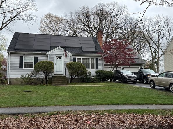 114 Parish Rd, Needham MA 02494