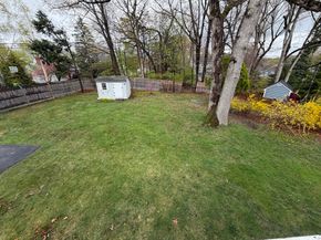 114 Parish Rd, Needham MA 02494