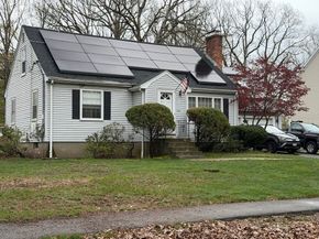 114 Parish Rd, Needham MA 02494