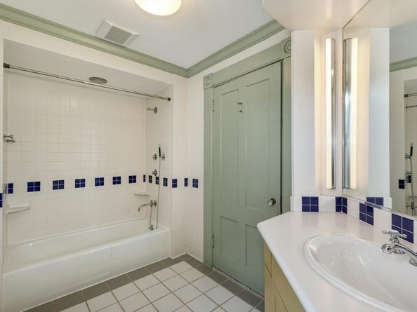 5 Fairbank St, Harvard MA 01451