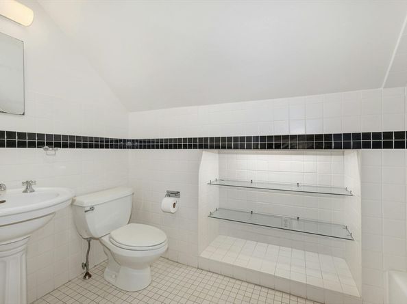5 Fairbank St, Harvard MA 01451