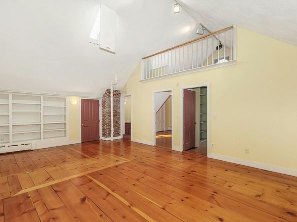 5 Fairbank St, Harvard MA 01451