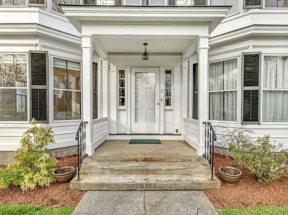 5 Fairbank St, Harvard MA 01451