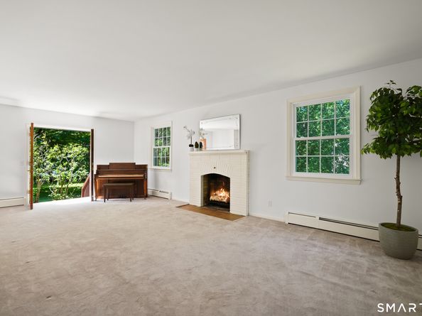 170 Skymeadow Drive, Stamford CT 06903