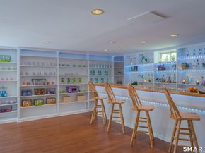 132 Merrimac Drive, Trumbull CT 06611