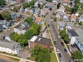 305 Parrott Avenue, Bridgeport CT 06606