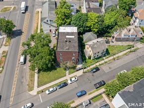 305 Parrott Avenue, Bridgeport CT 06606