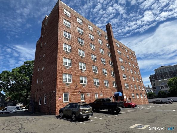 140 Grove Street 5K, Stamford CT 06902