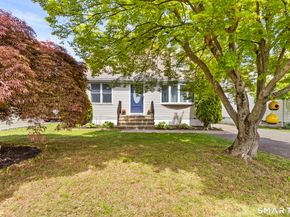 1710 Stratfield Road, Fairfield CT 06825