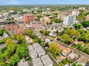 35 Terrace Place 1, Stamford CT 06902