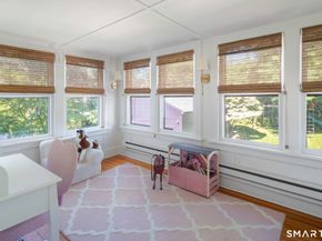 42 Hoyt Street, New Canaan CT 06840