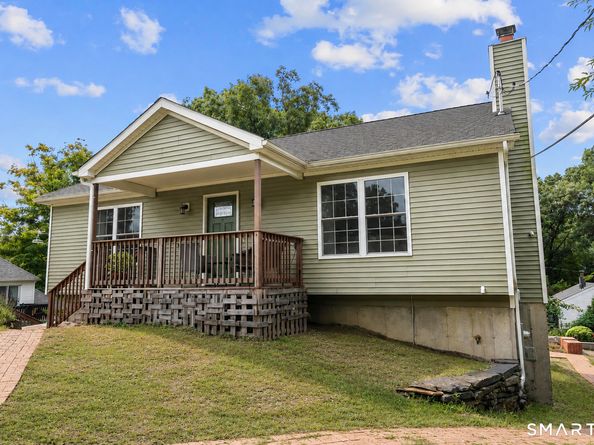25 Orowoc Trail, Shelton CT 06484