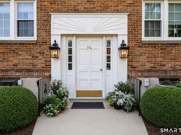 114 Heritage Hill Road C, New Canaan CT 06840