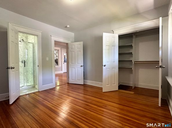21 Wakelee Avenue, Shelton CT 06484