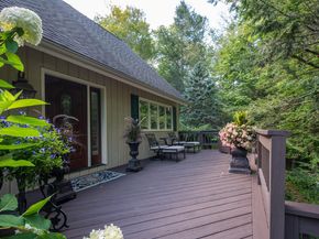 26 Cove Road, Brookfield CT 06804