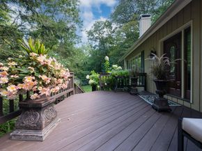 26 Cove Road, Brookfield CT 06804