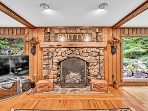 26 Cove Road, Brookfield CT 06804