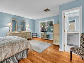 26 Cove Road, Brookfield CT 06804