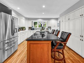 26 Cove Road, Brookfield CT 06804