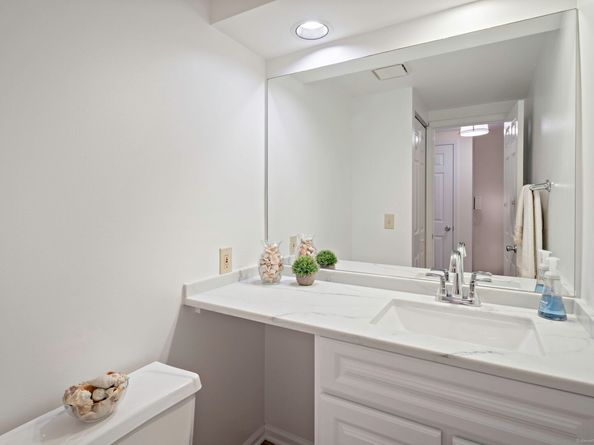 25 Grand Street APT 245, Norwalk CT 06851