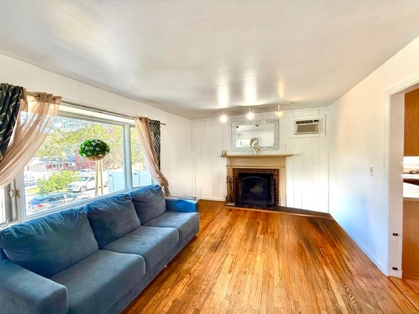 71 Deleo Drive, Stamford CT 06906