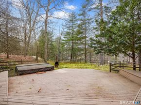 25 Riverbank Drive, Stamford CT 06903